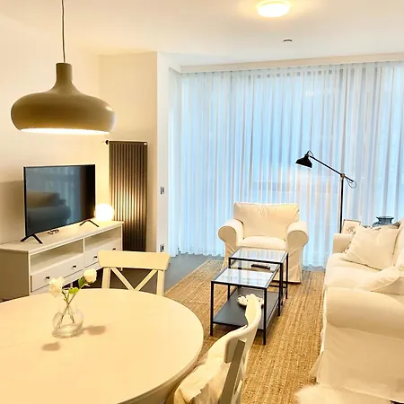 Havuz Olanagina Sahip , Konforu Sunan Daire Apartment *